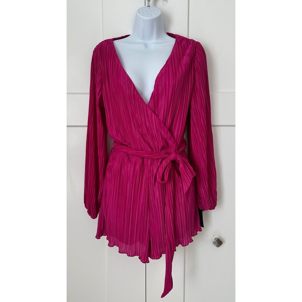 Lulus Plissed to Be Here Magenta Plisse Balloon Sleeve Romper NWT M